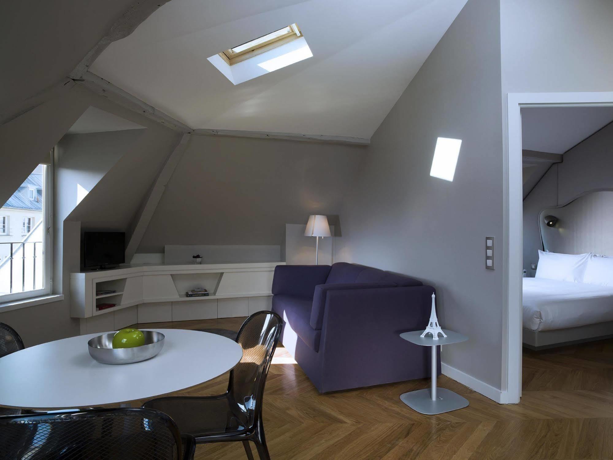 Nell Aparthotel
